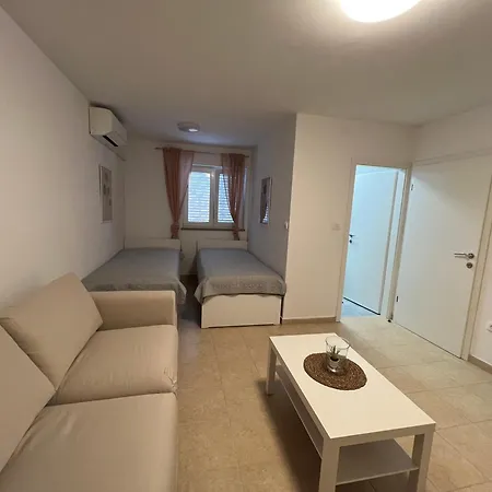 Laguna Apartments Punat Room photo
